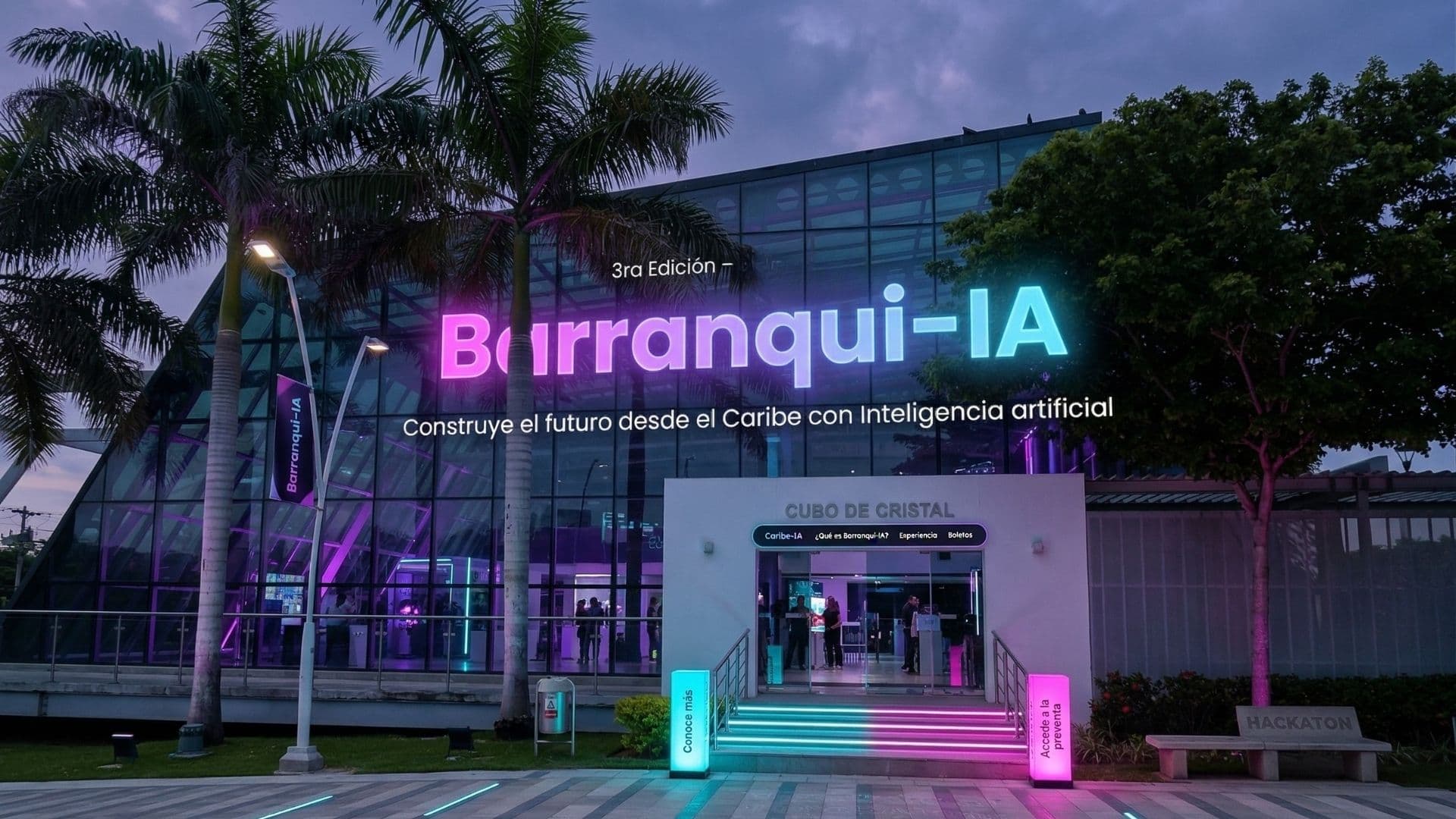 Fachada del Cubo de Cristal de la Plaza de la Paz en Barranquilla